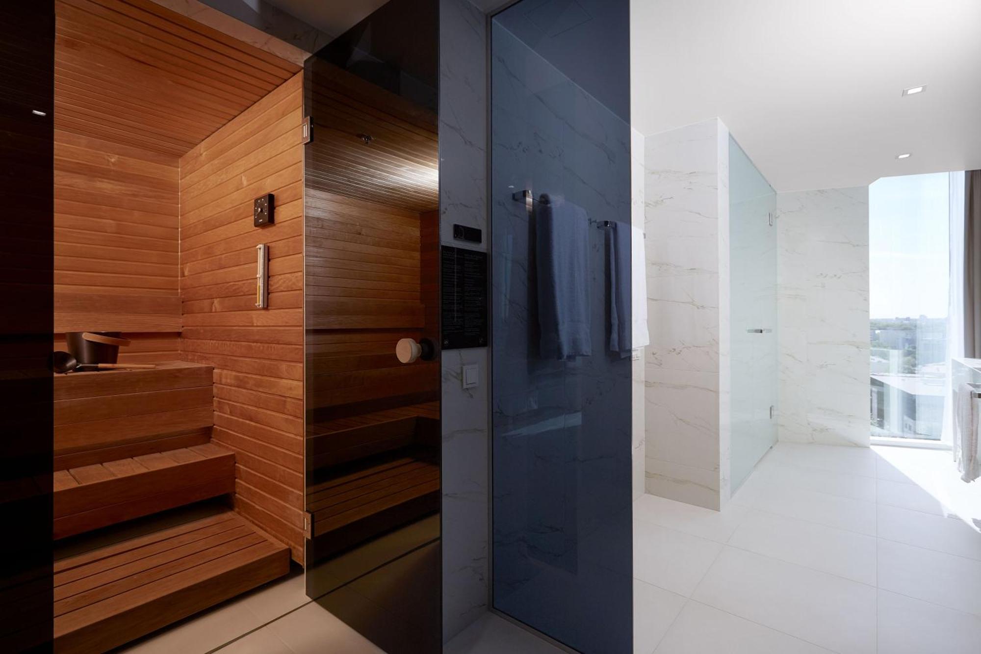 Suite King Deluxe con 1 Camera da Letto e Sauna