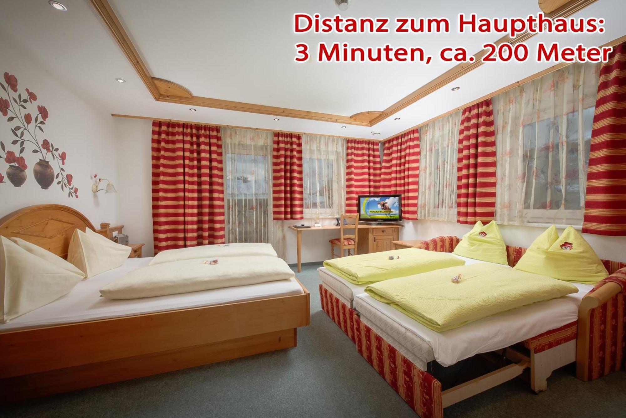 Comfort Familienzimmer mit Schlafsofa – Nebengebäude