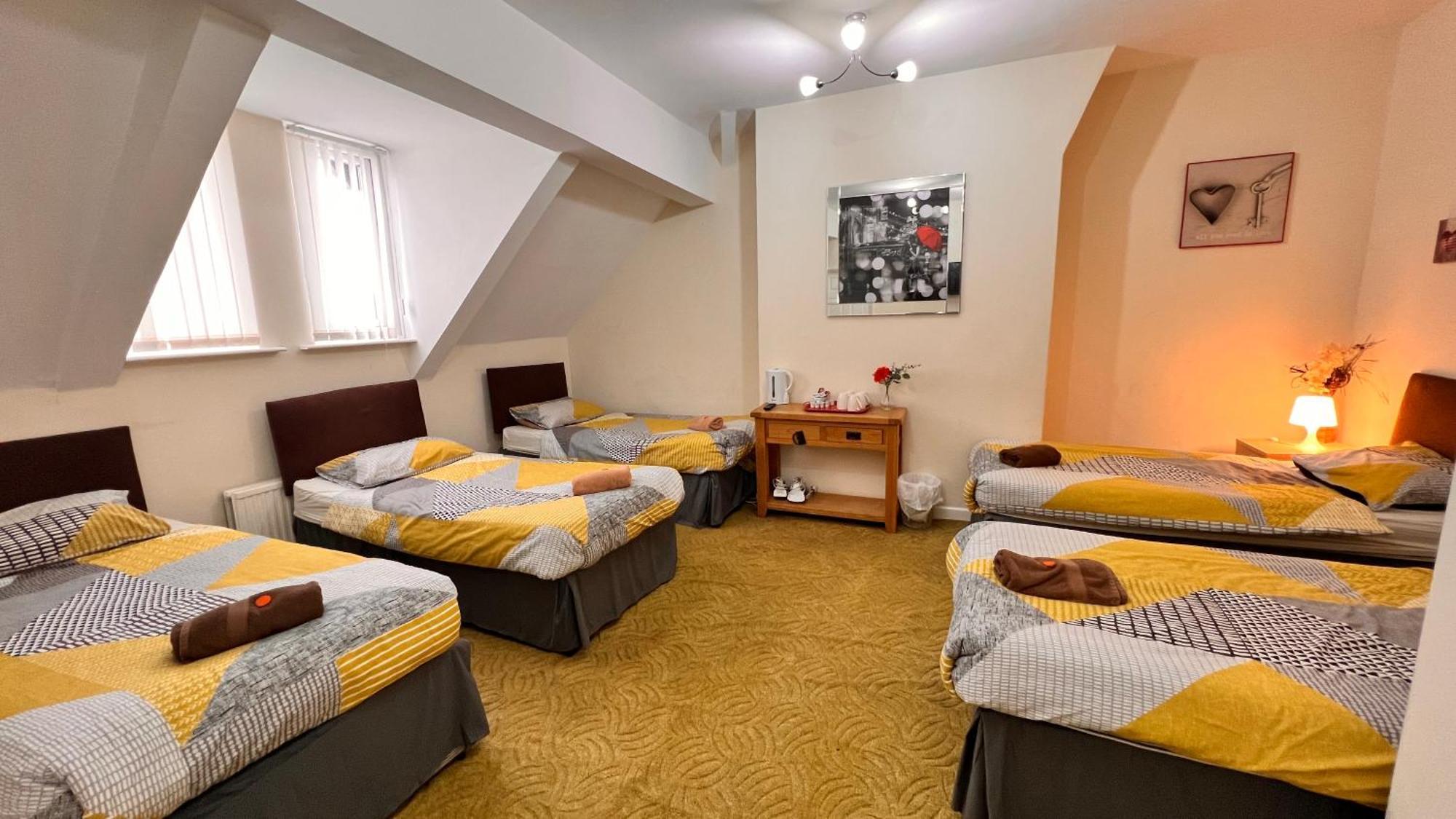 Habitación Familiar (5 adultos)