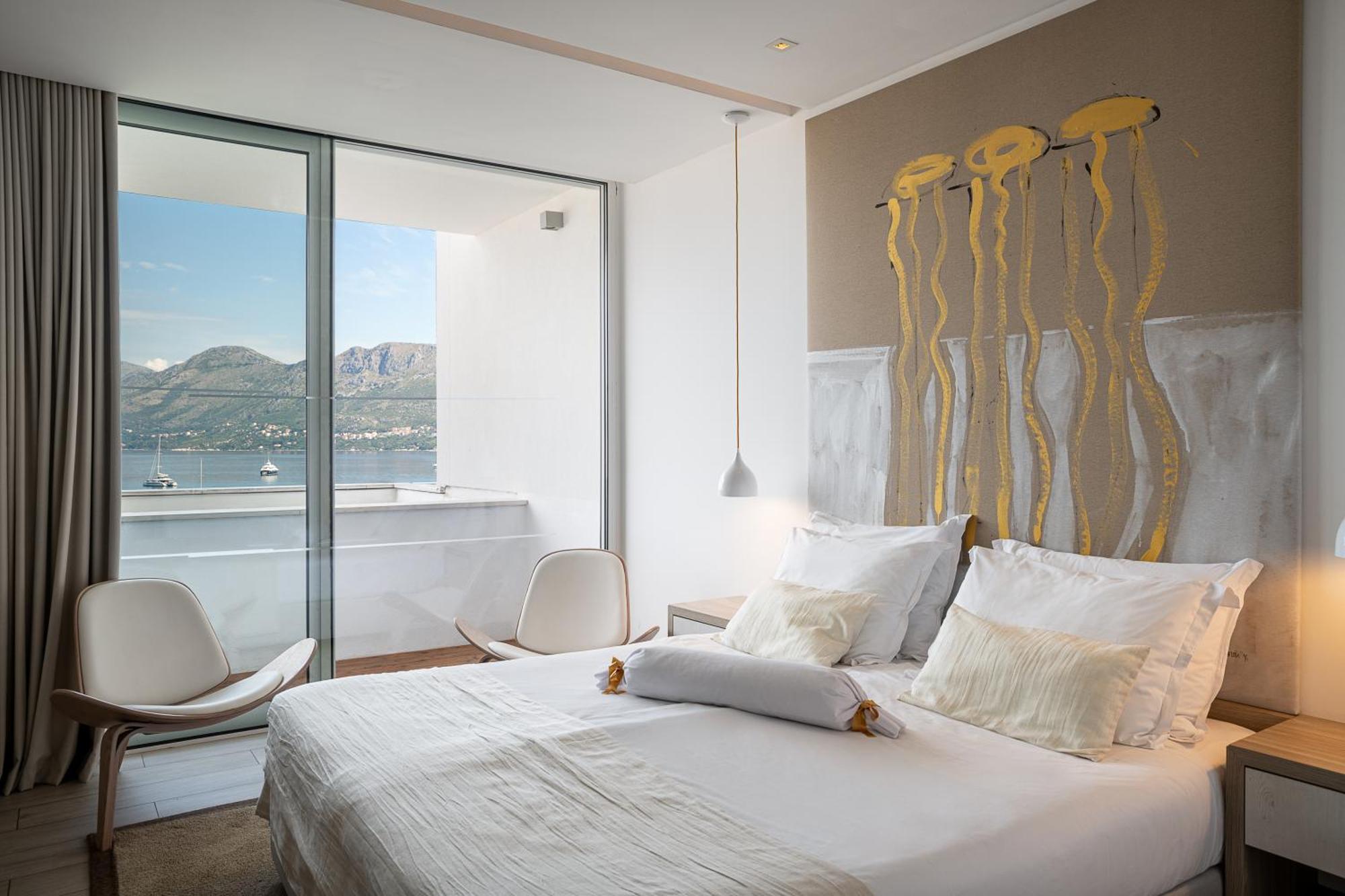 Premium Kamer met Balkon en Gedeeltelijk Uitzicht op Zee