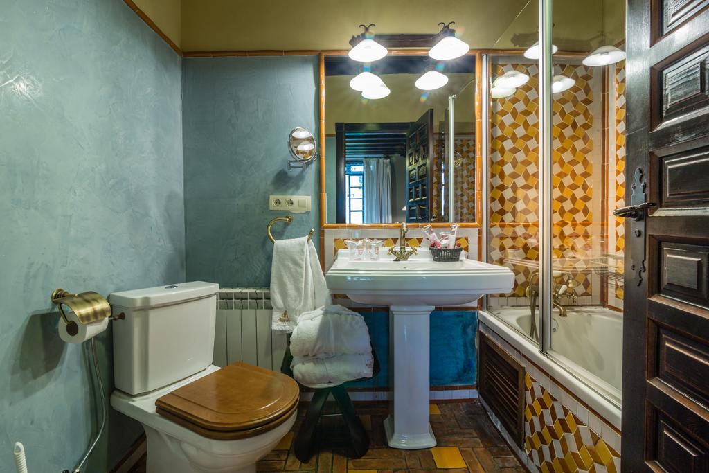Deluxe Double Room with Alhambra Views