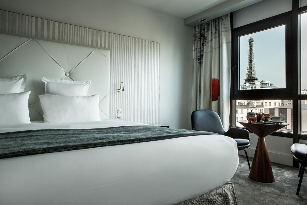 Suite Junior - Vue sur Tour Eiffel