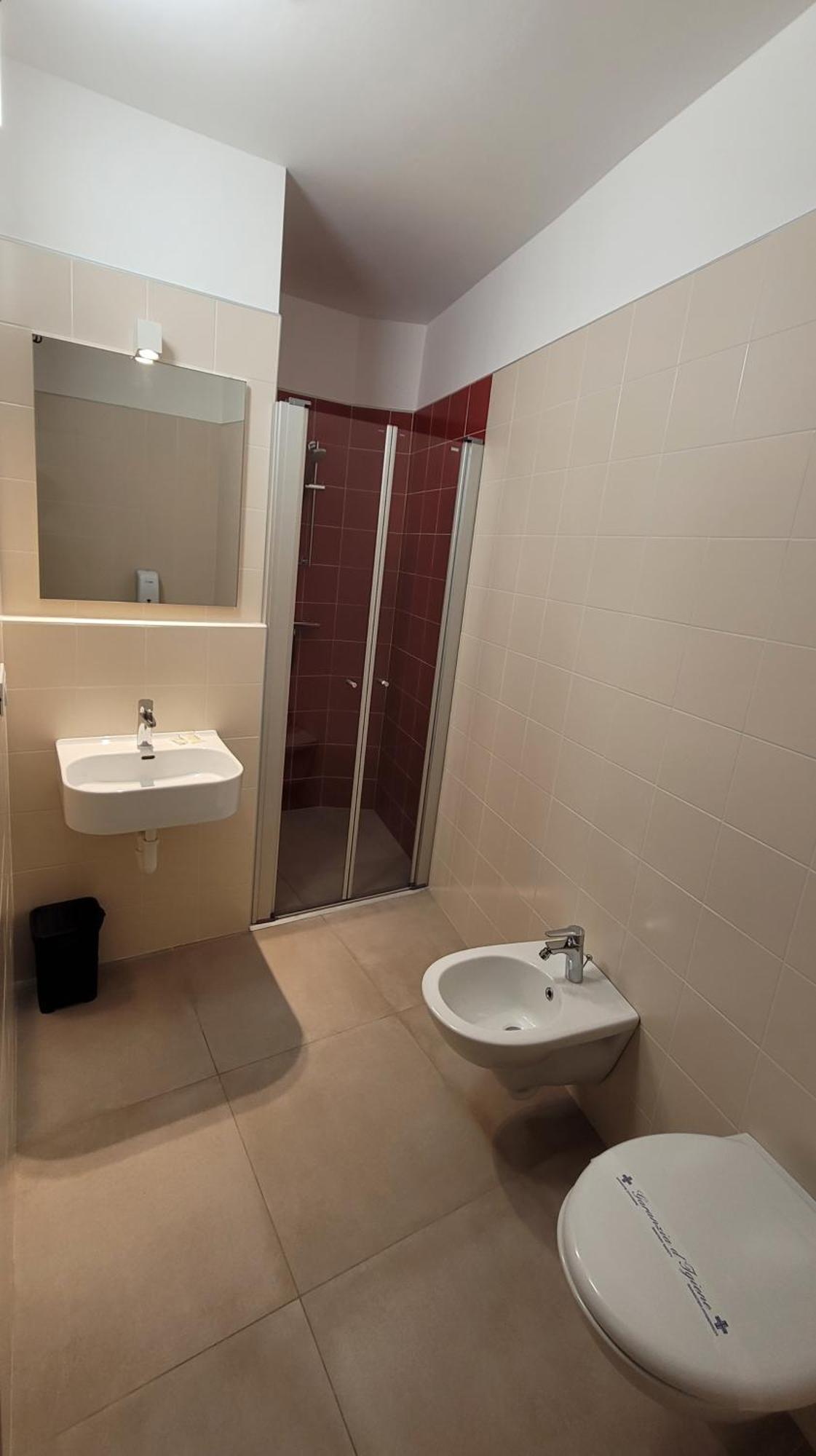 Camera Quadrupla con Bagno Privato Esterno