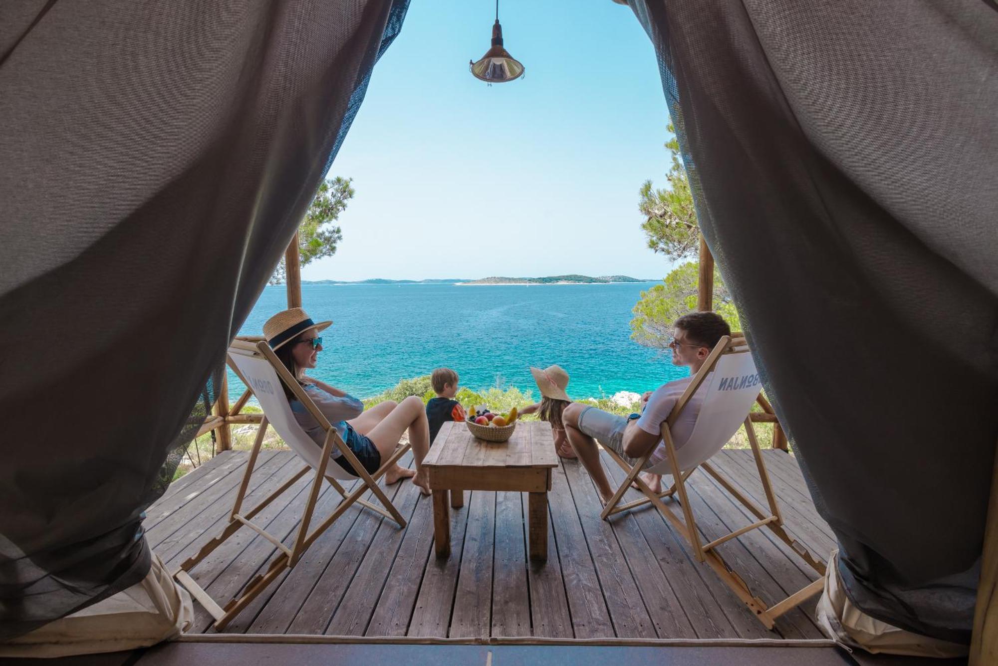 Glamping Lodge Sea View