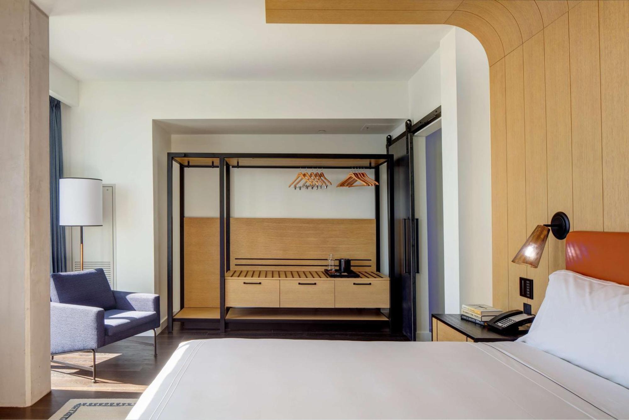 One-Bedroom King Suite with River View