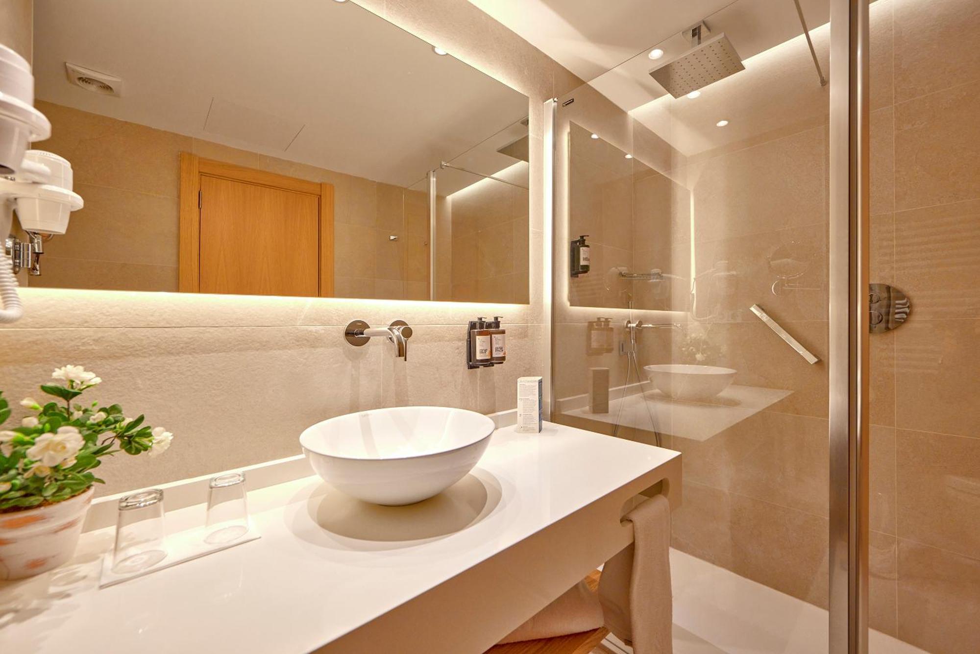 Chambre Familiale (2 Adultes et 2 Enfants)