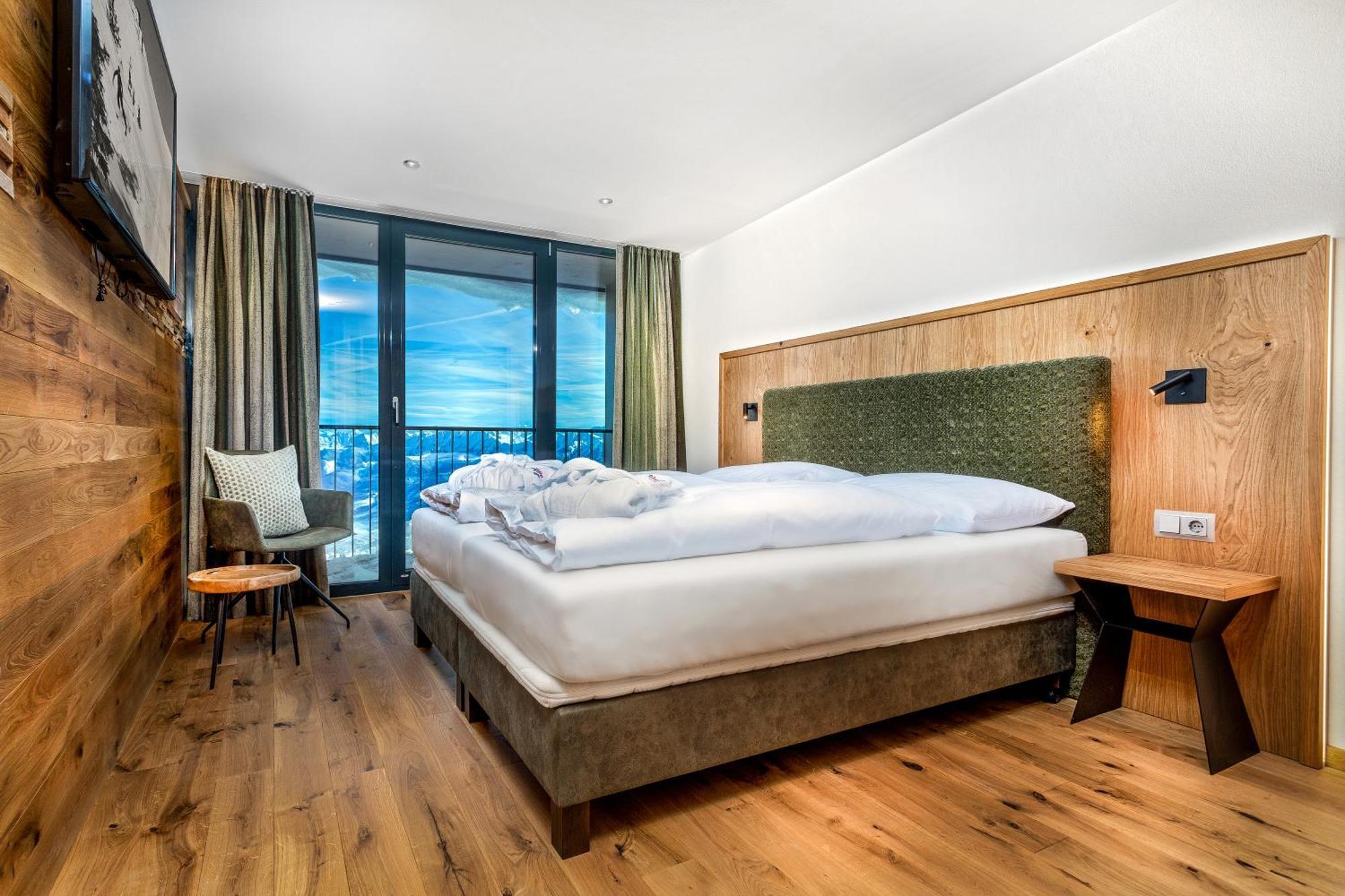Doppelzimmer mit Balkon