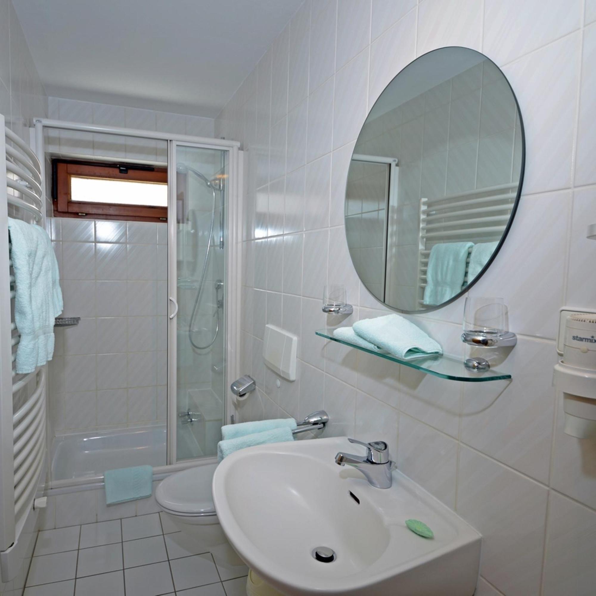 Apartment mit Balkon