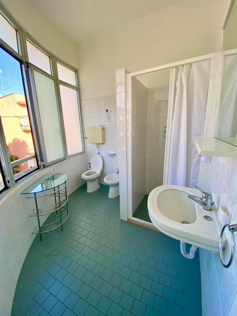 Deluxe Room,1565655190:JPEG