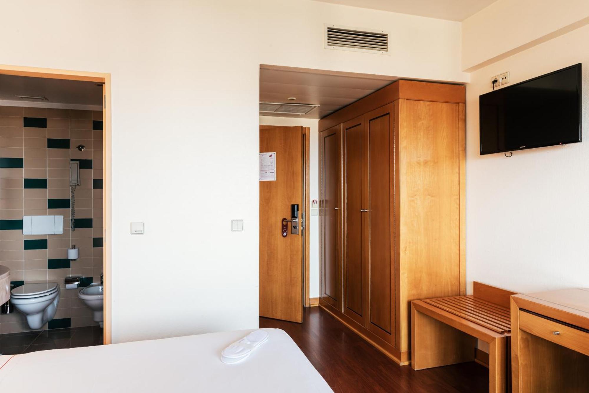 Standard Double or Twin Room,1707893382:JPEG