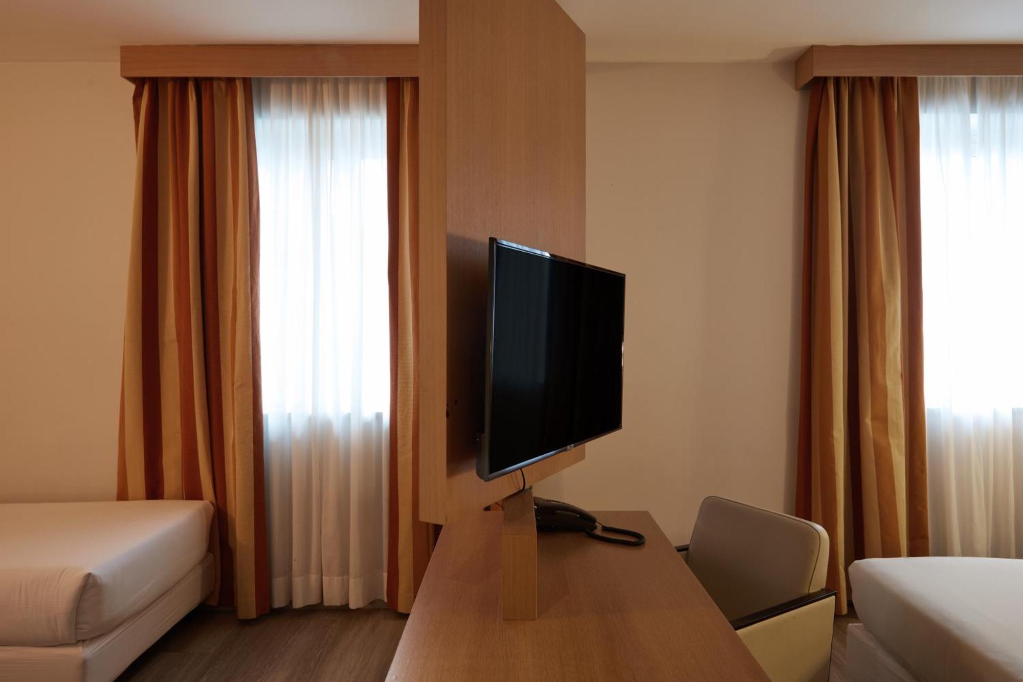 Quarto Família Clássico