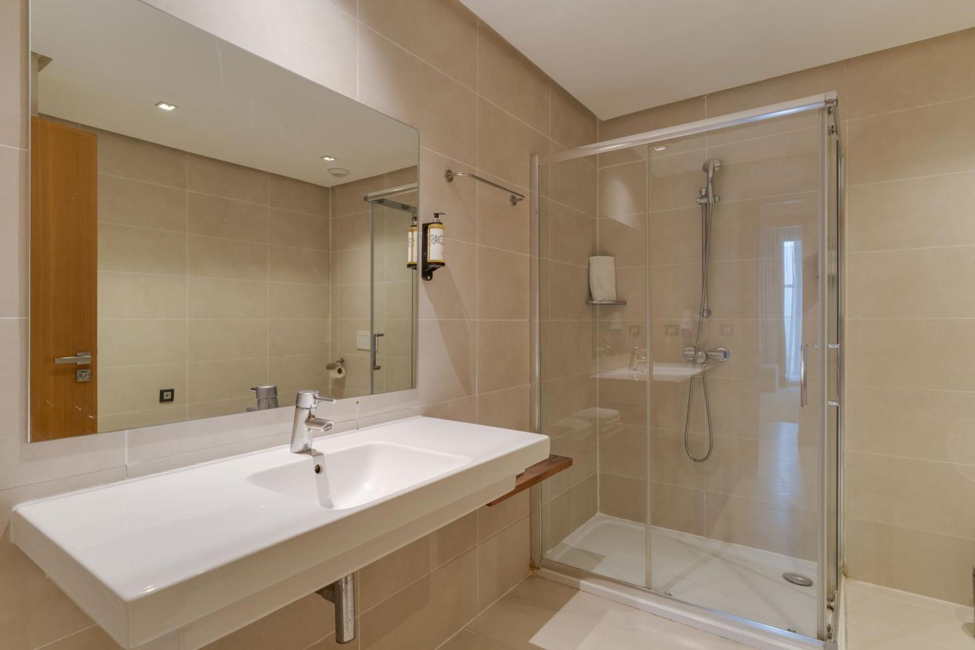 Suite Familiar Tripla
