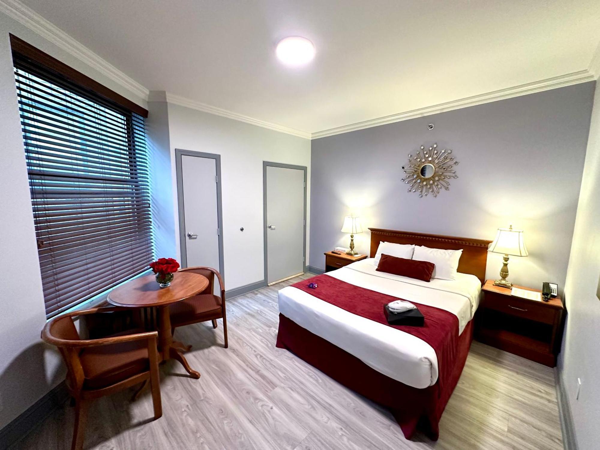 Kamer met 1 Queensize Bed, Geschikt voor Gasten met een Lichamelijke Beperking