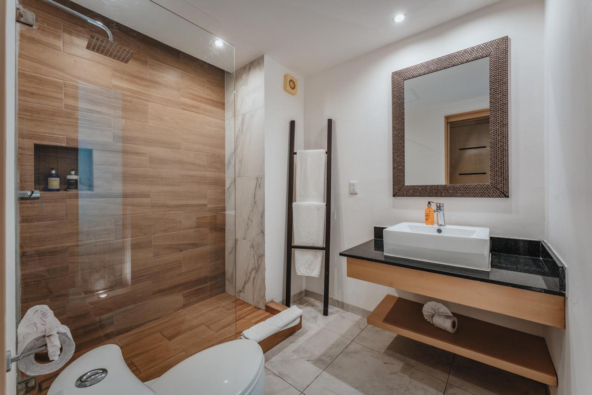 Quarto com Cama King-size ou 2 Camas Queen-size