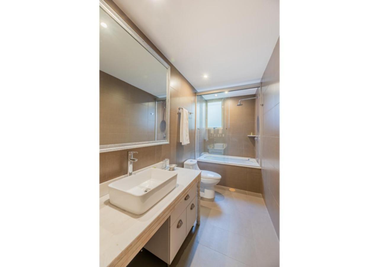 Deluxe Apartment,989681806:JPEG