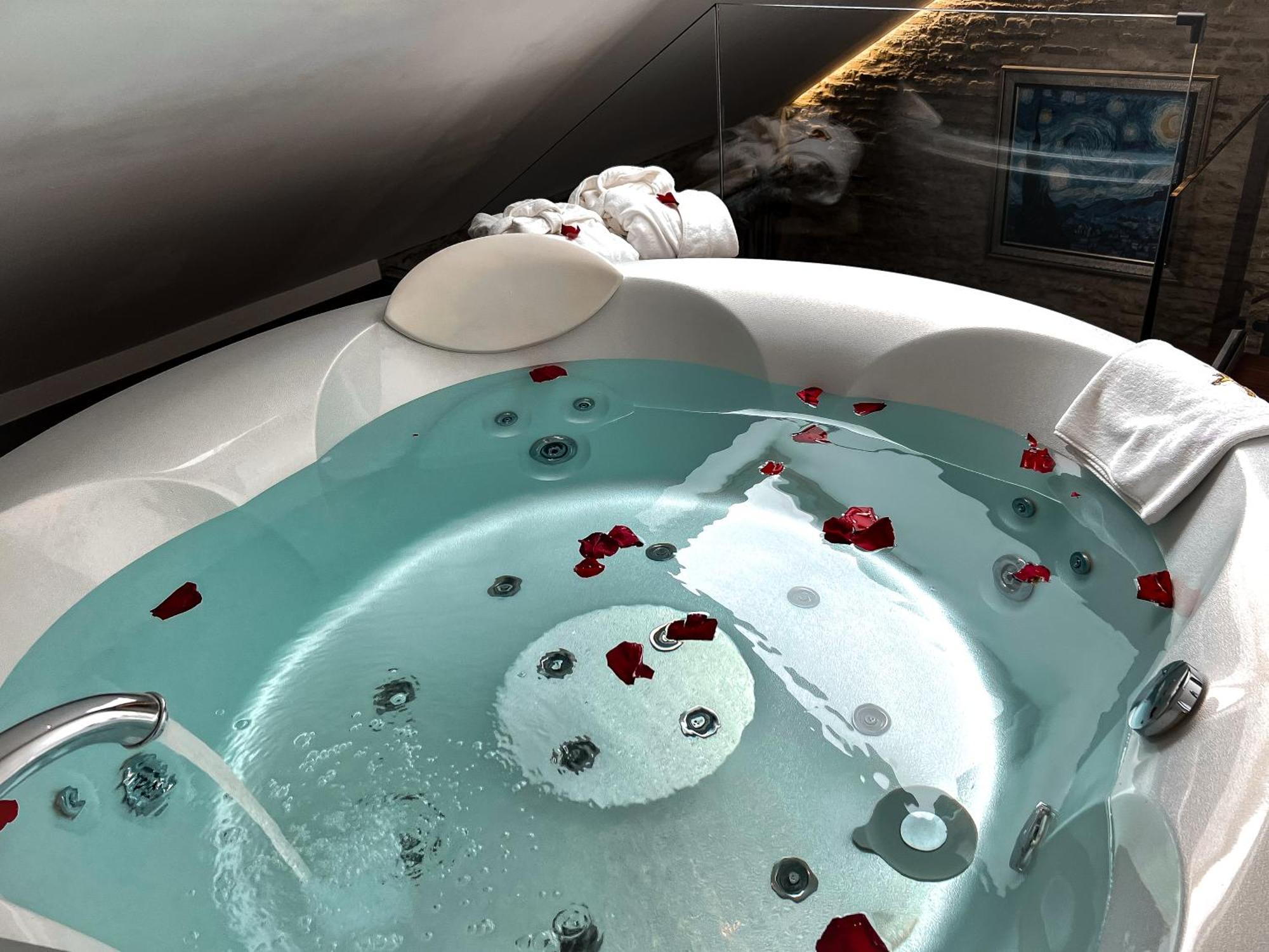 Suite con bañera de hidromasaje