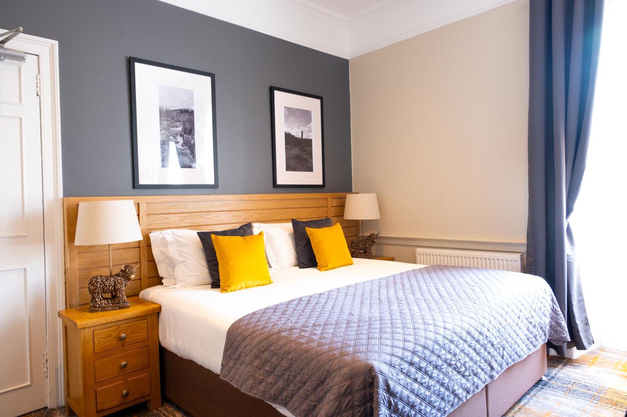 Classic Double Room,1586107492:JPEG