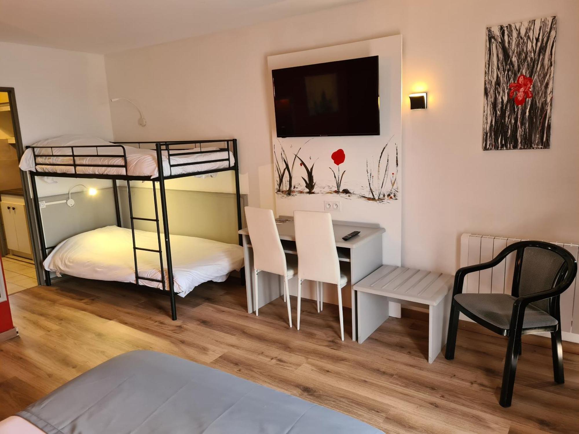 Chambre Familiale avec Baignoire