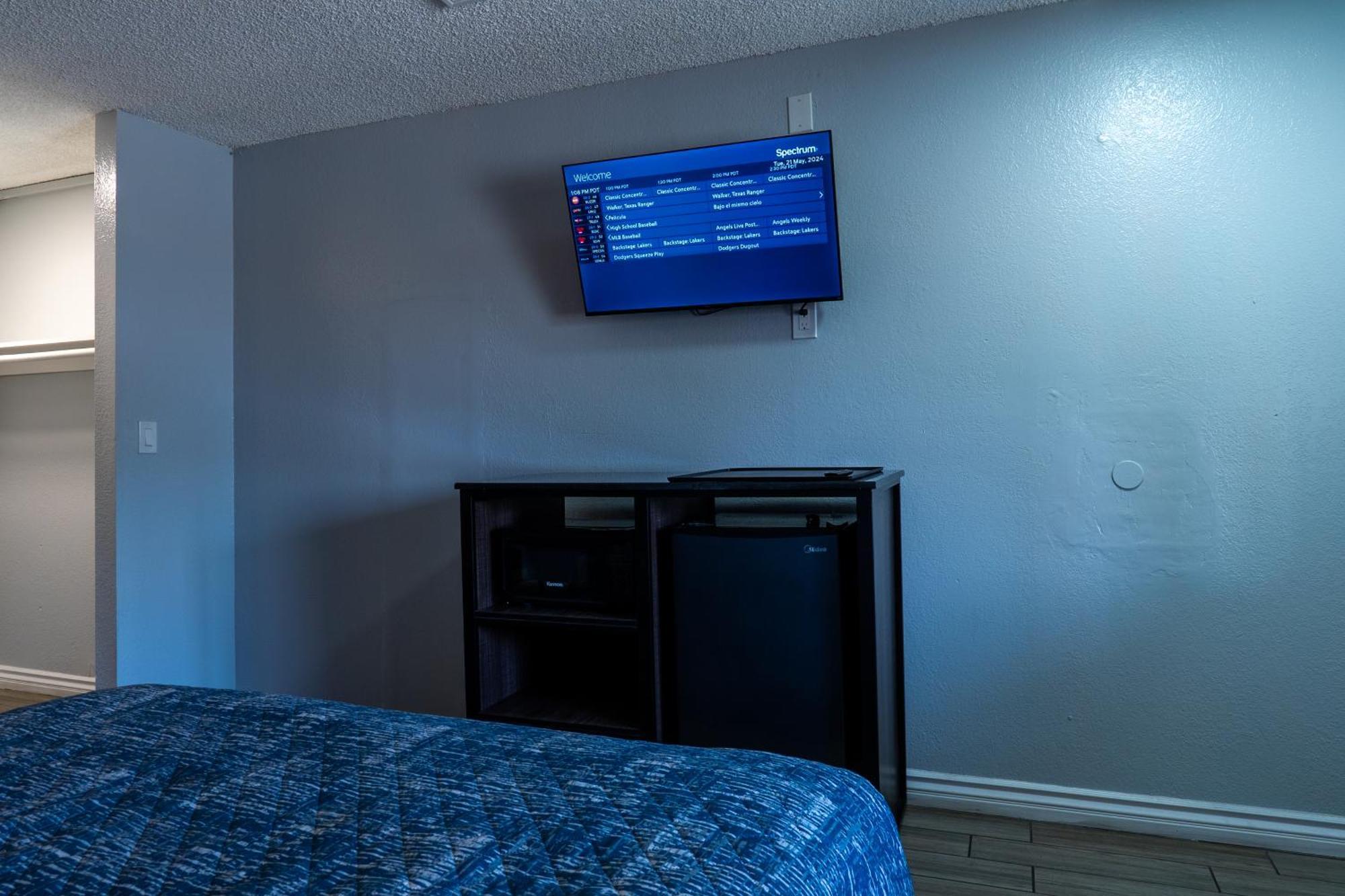 Single Room,1588653915:JPEG