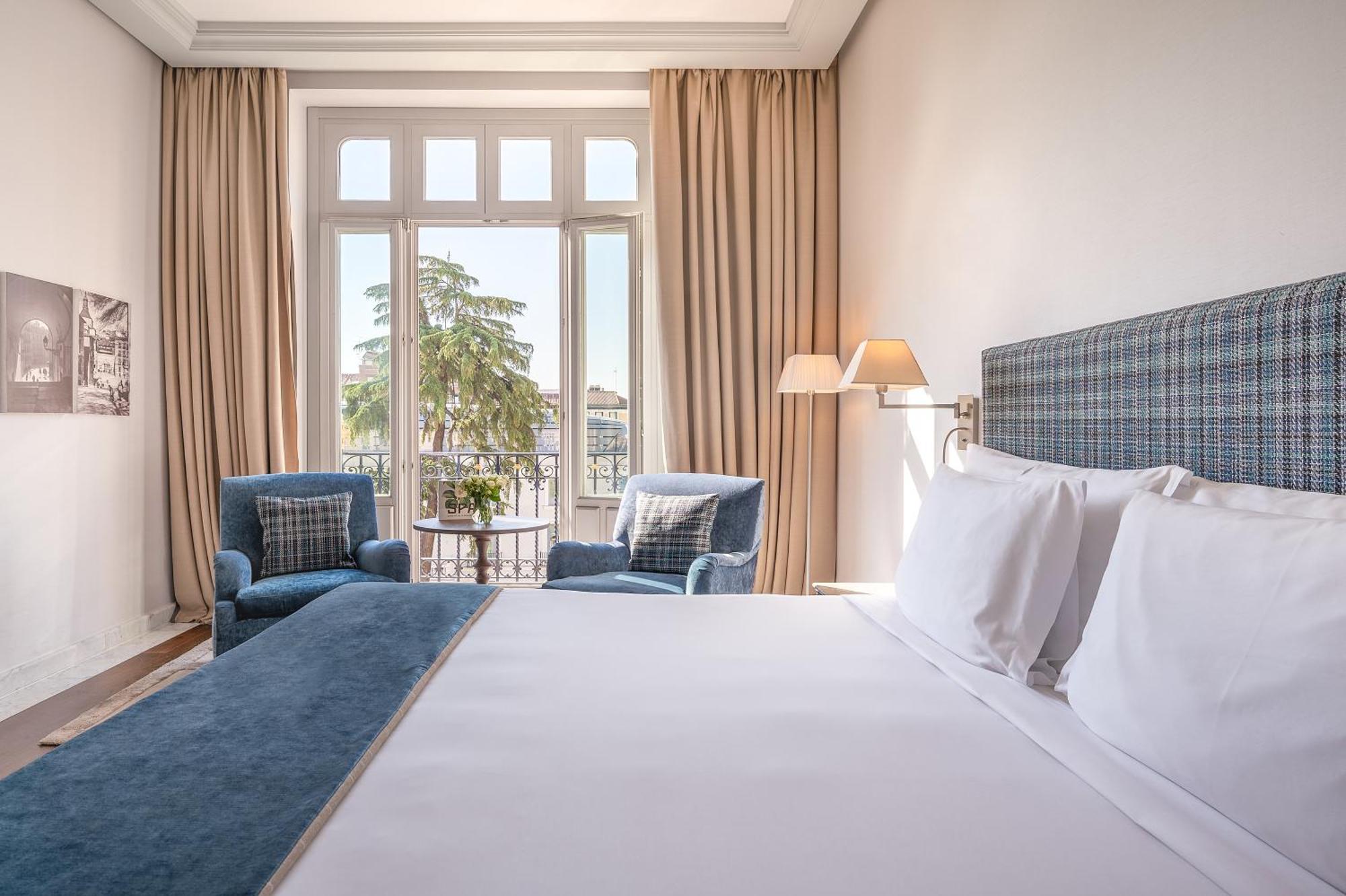 Deluxe Doppel-/Zweibettzimmer mit Gartenblick