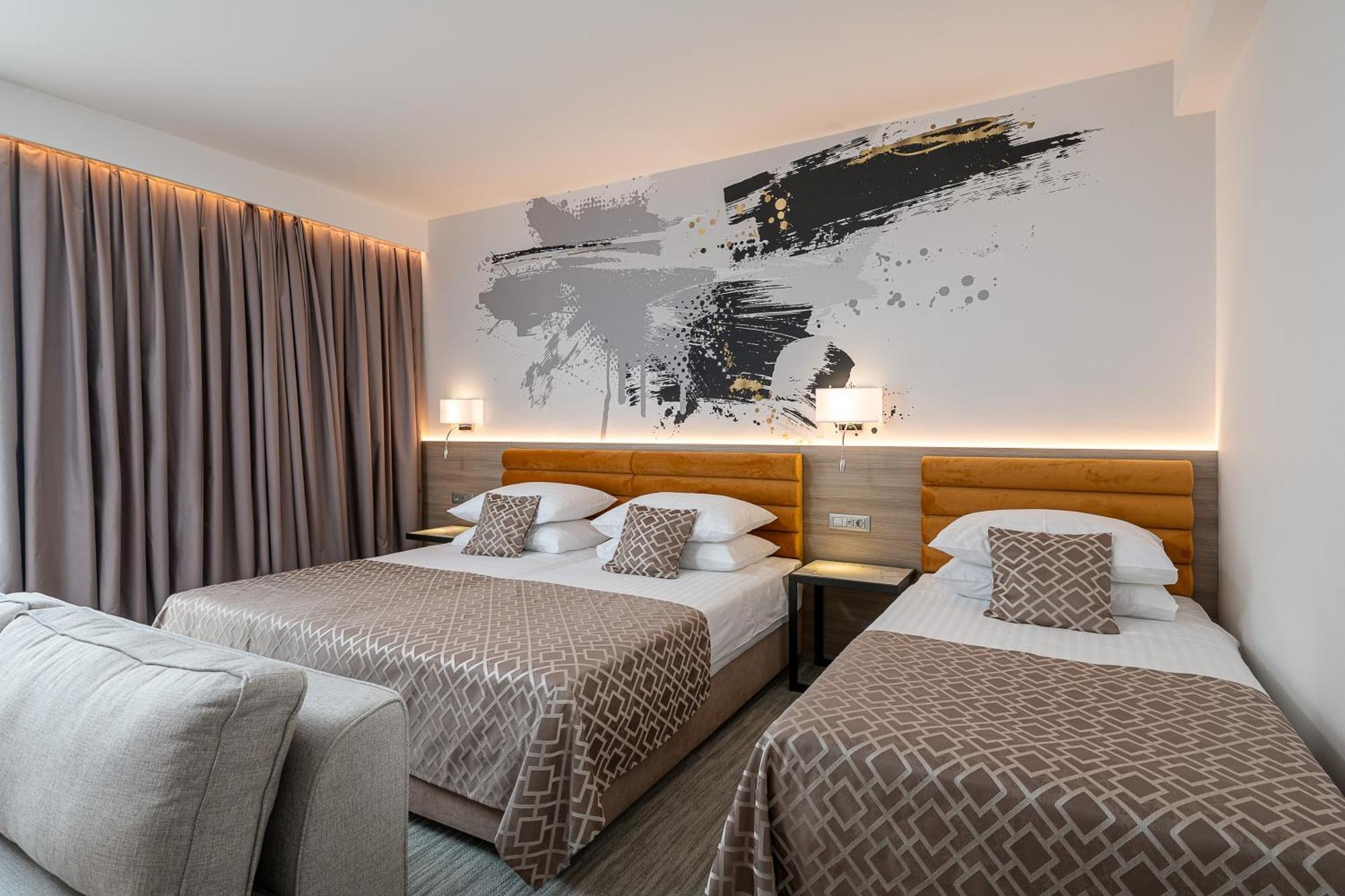 Dreibettzimmer
