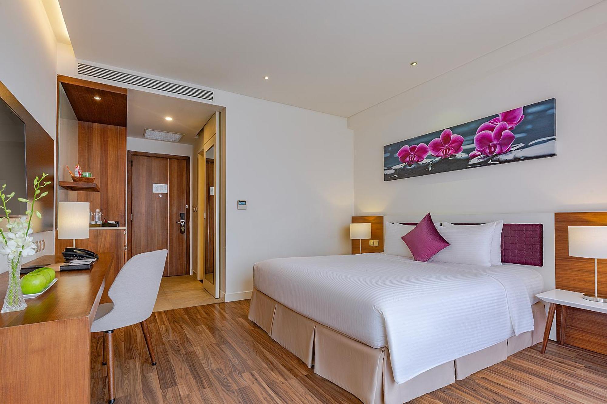 Superior Double Room with City View,1592085897:JPEG