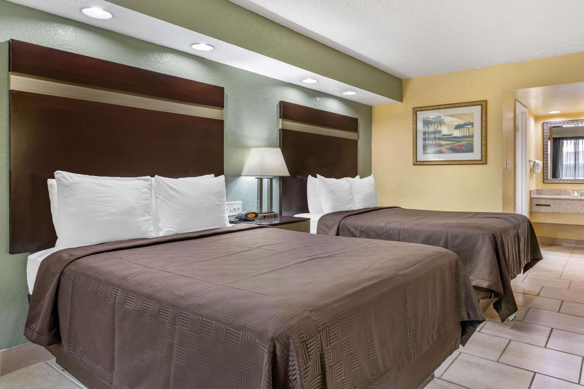 Quarto Queen com 2 Camas Queen-Size - Não Fumadores - Piso Térreo