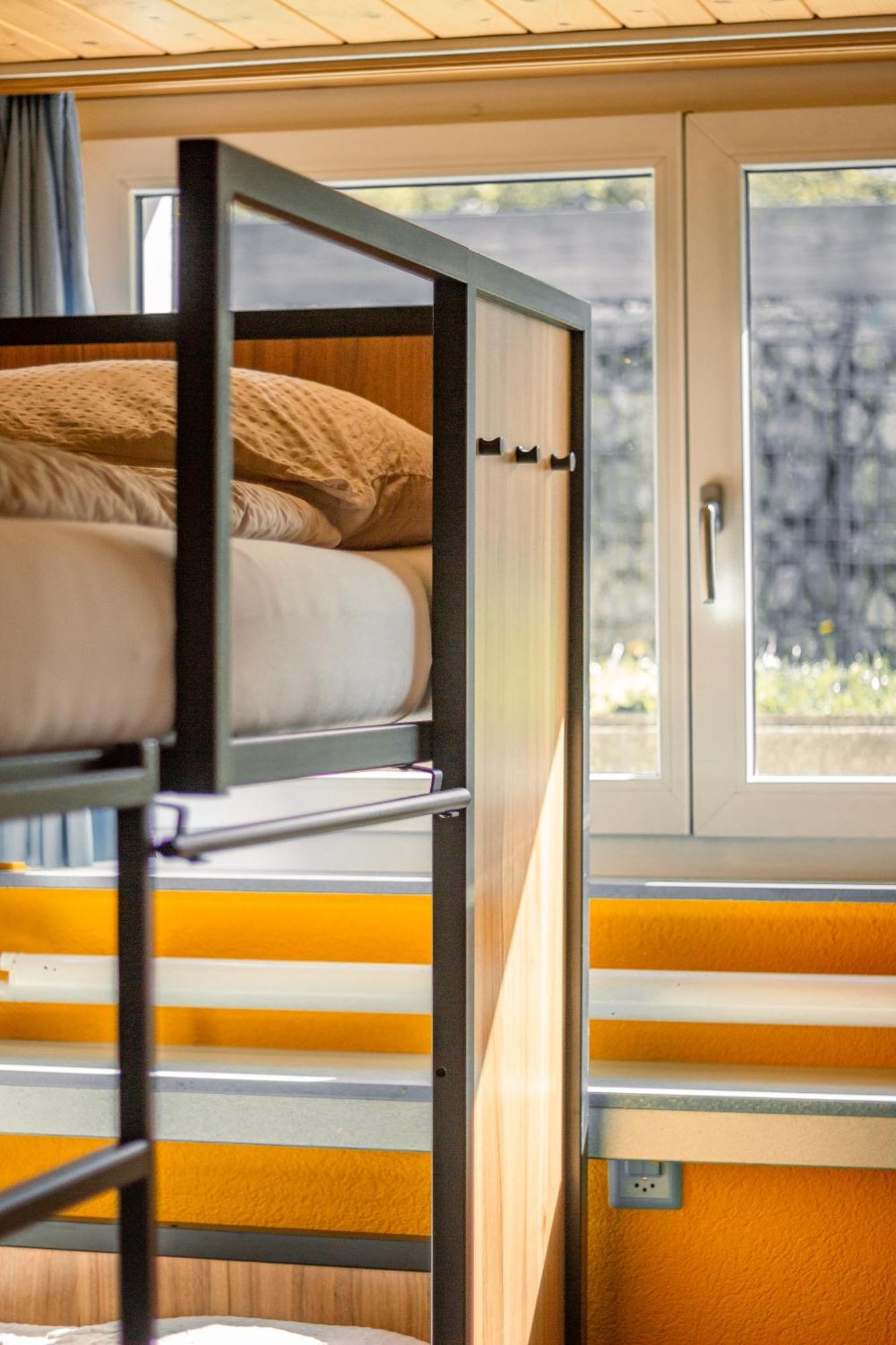 6-Bed Mixed Dormitory Room,1592884587:JPEG