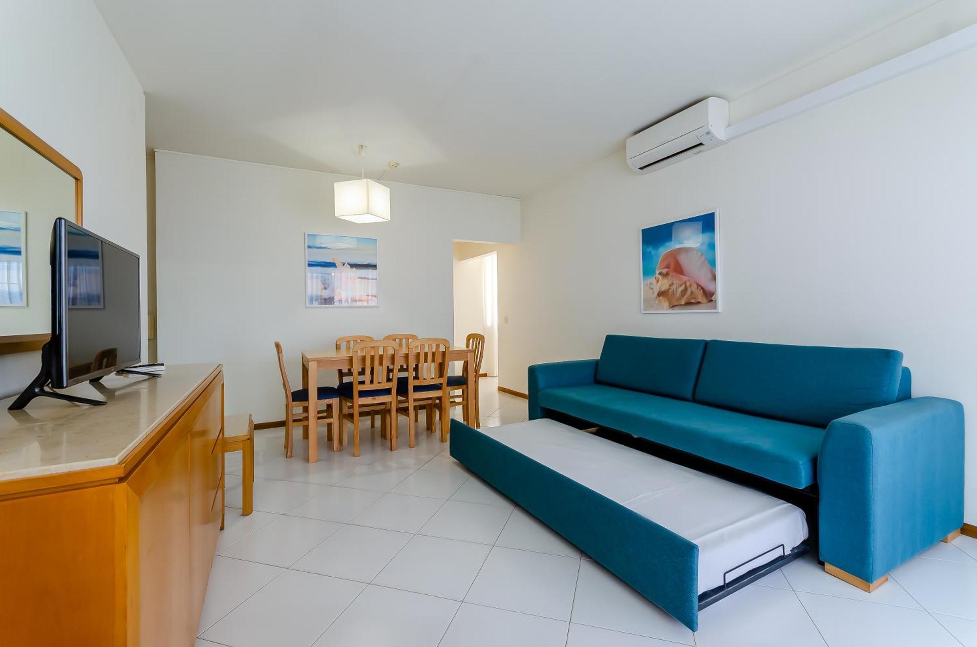 Aanbieding - Appartement met 2 Slaapkamers en Uitzicht op Zee