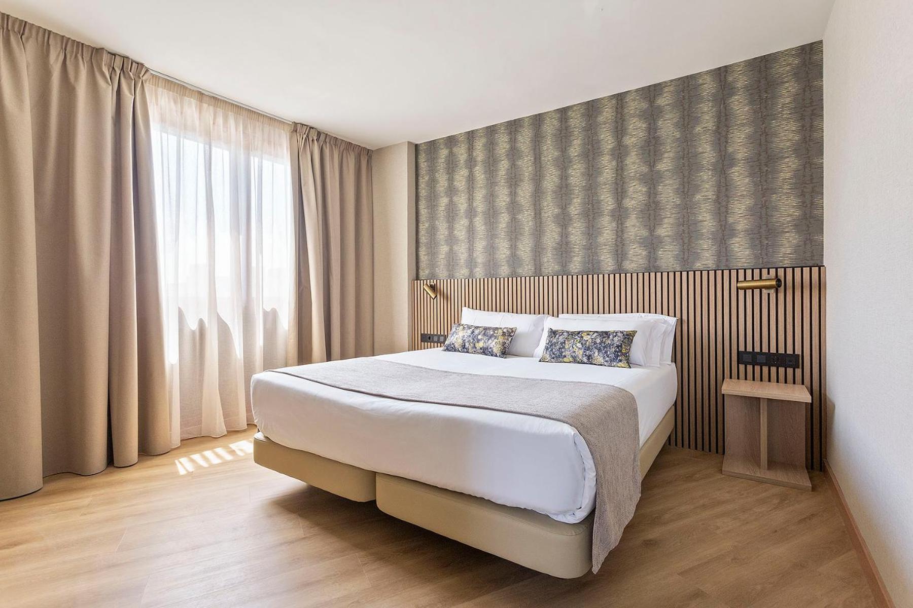 Quadruple Room,1611054012:JPEG