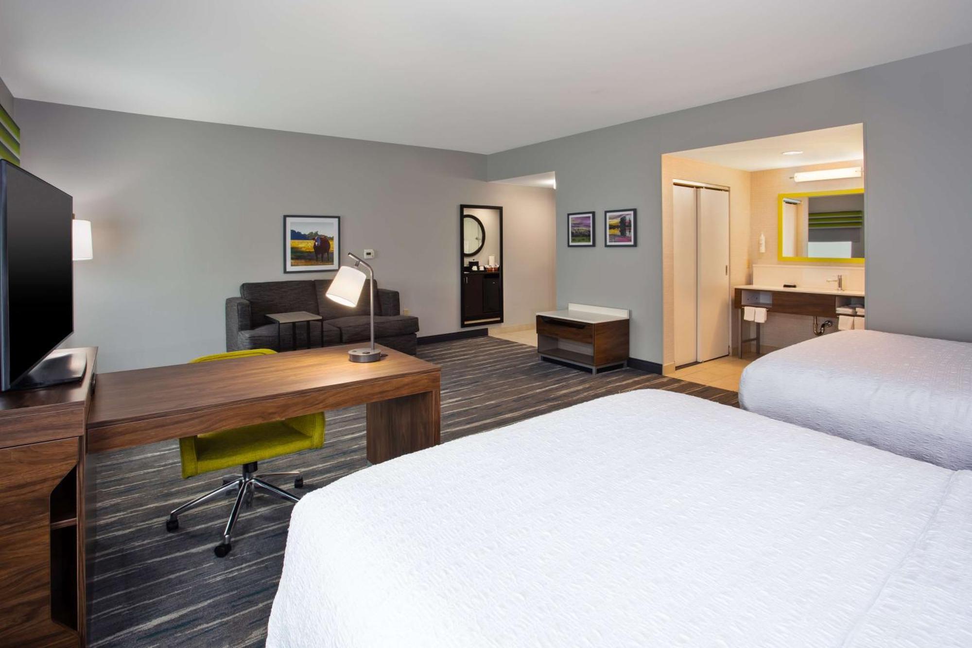 Queen Studio Suite with Two Queen Beds and Sofa Bed - Non-Smoking
