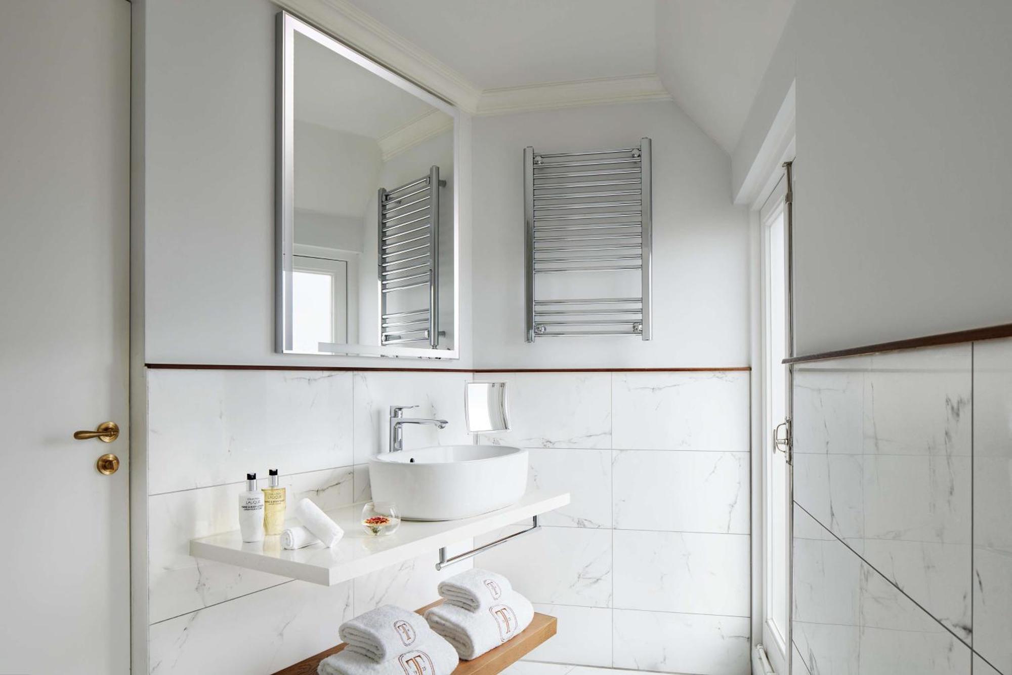Junior Suite mit Kanalblick