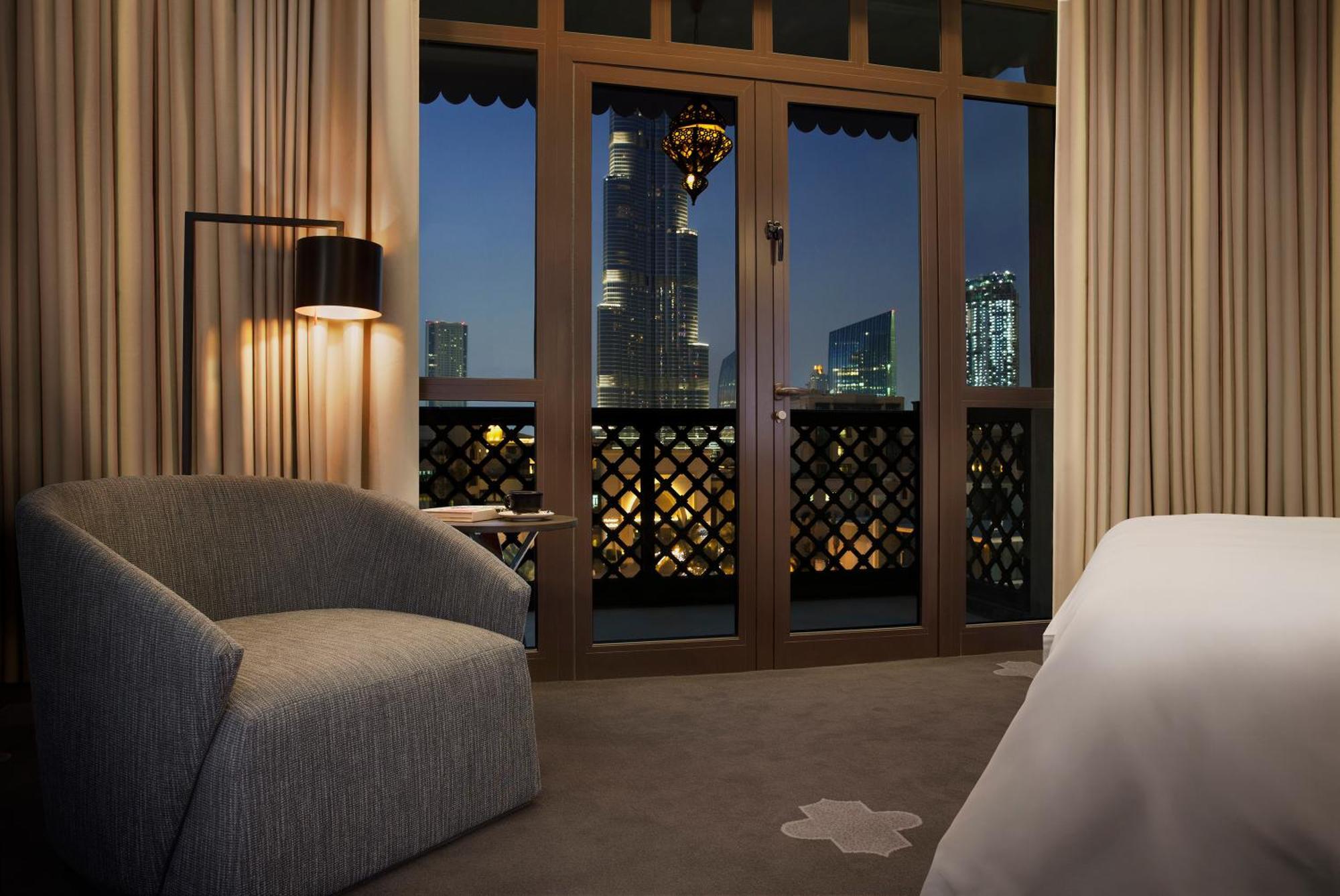 Suite mit Kingsize-Bett, Schlafsofa und hervorragender Aussicht auf Sehenswürdigkeiten