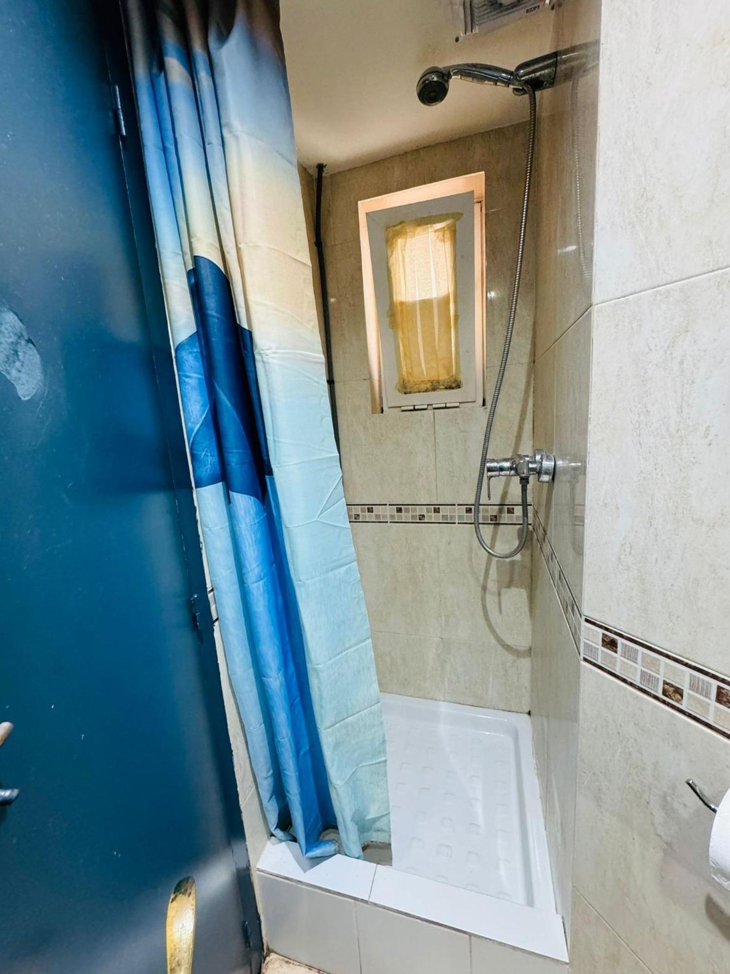 Chambre Double Supérieure avec Fenêtre
