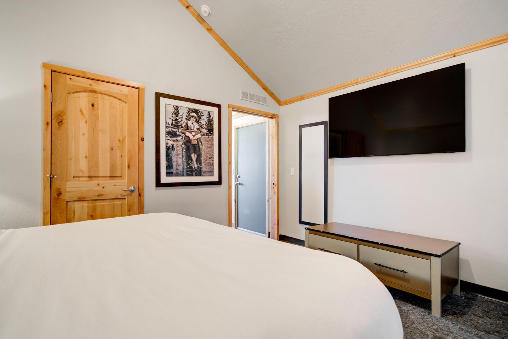 Accessible 1 Bedroom Cabin