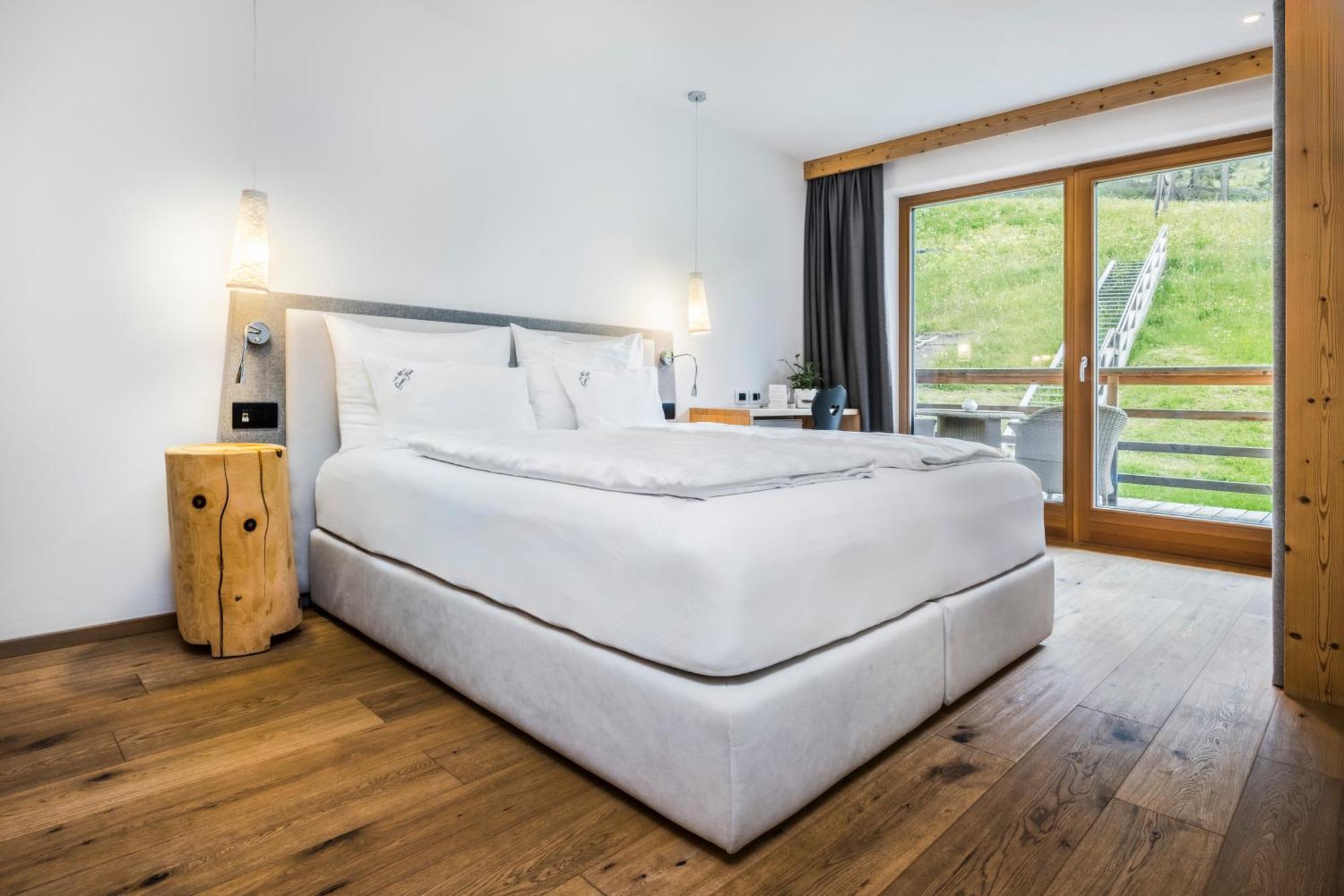 Superior Quadruple Room,1603754448:JPEG