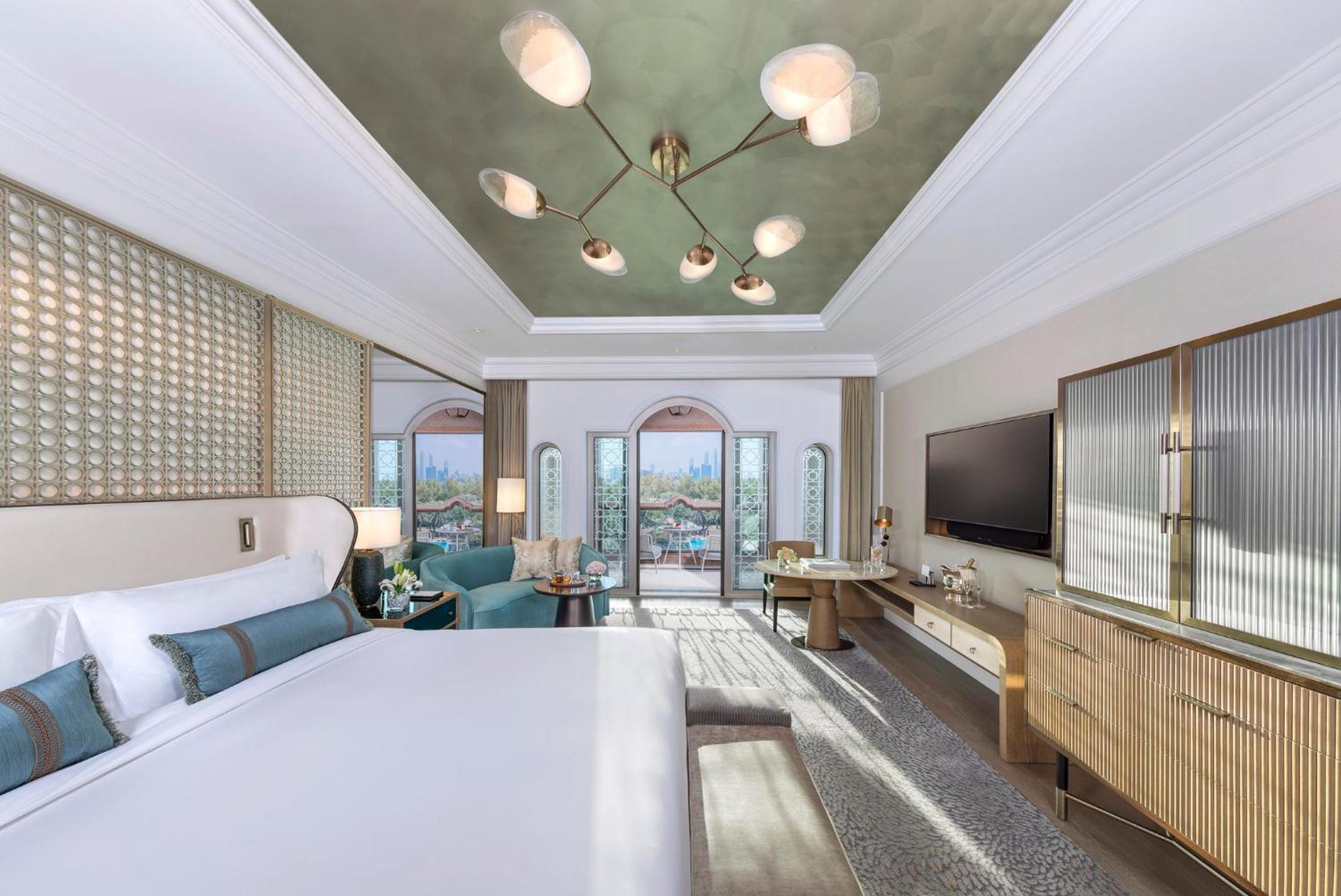 Quarto King Deluxe com Vista Jardim e Varanda