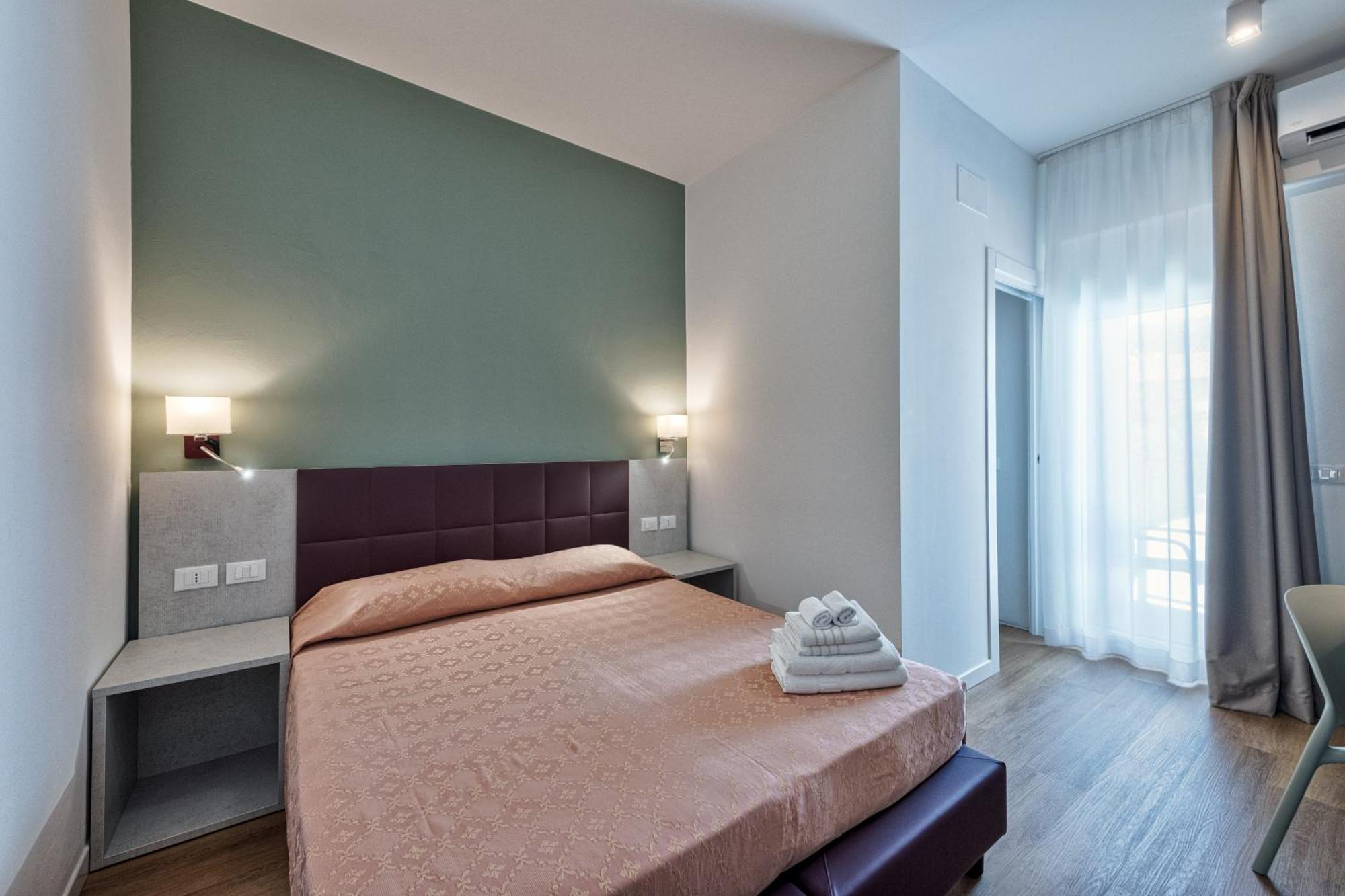 Classic Double Room,1604080462:JPEG