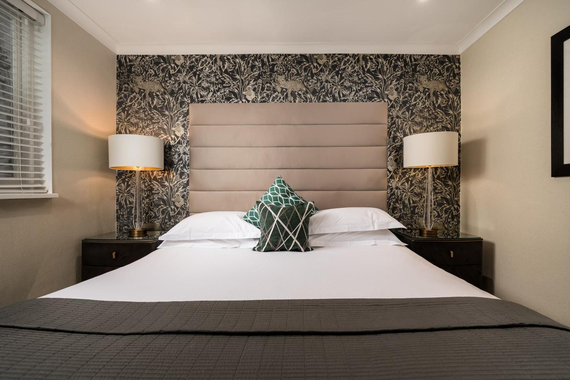 Chambre Lit Queen-Size Deluxe