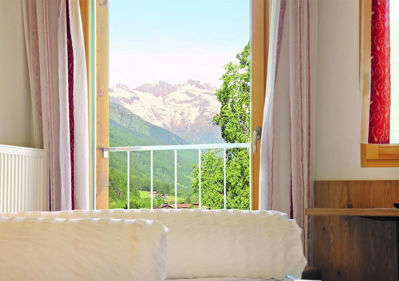 Double Room Mountain View