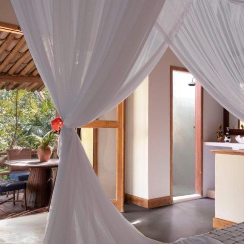 Quarto com Vista Jardim