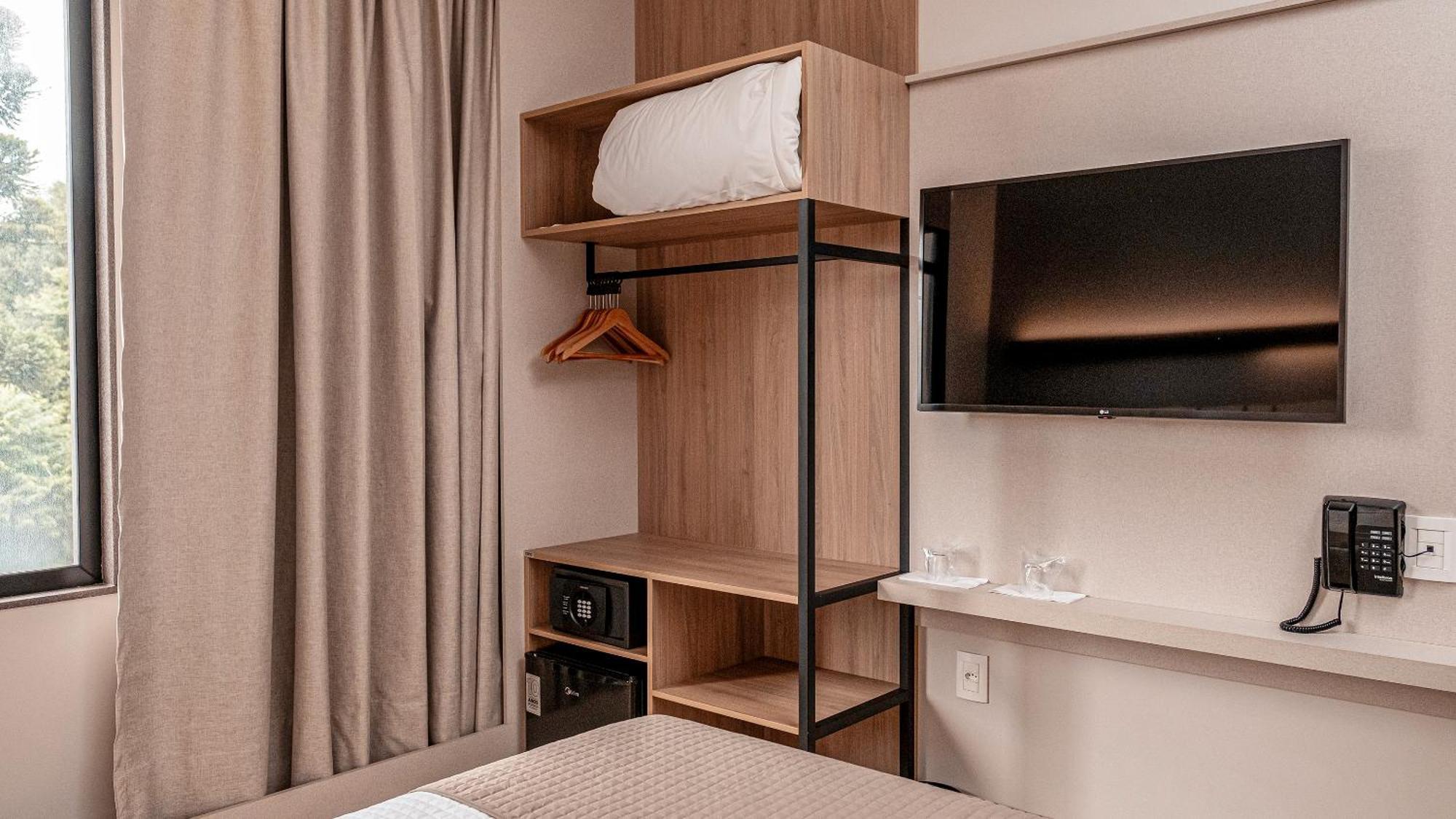 Quarto Triplo Luxo
