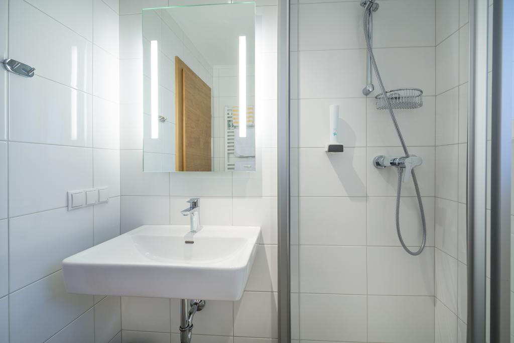 Doppelzimmer mit Balkon
