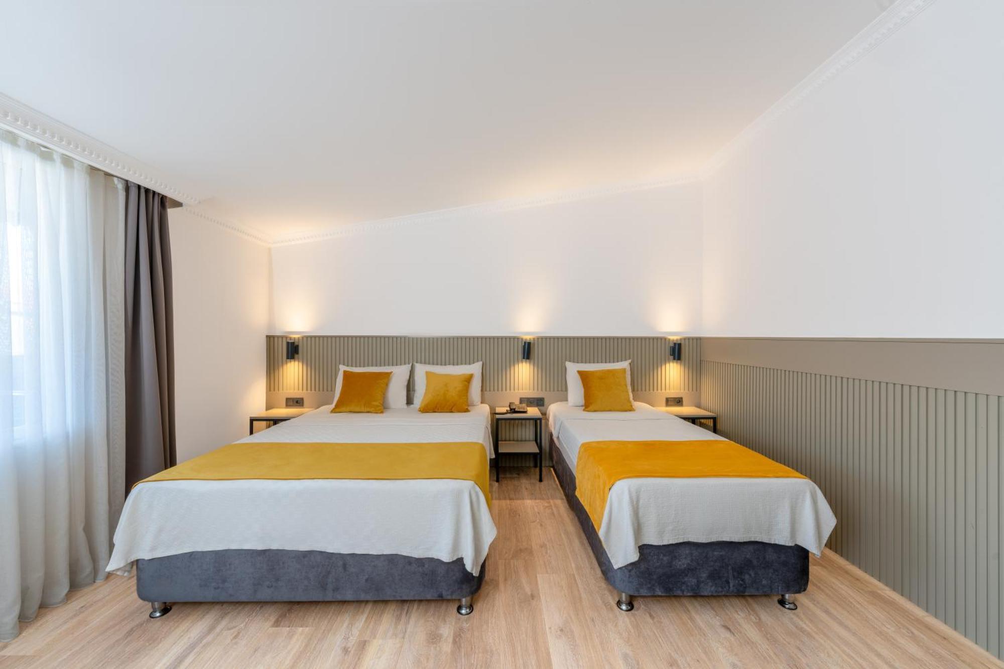 Habitación Familiar con balcón
