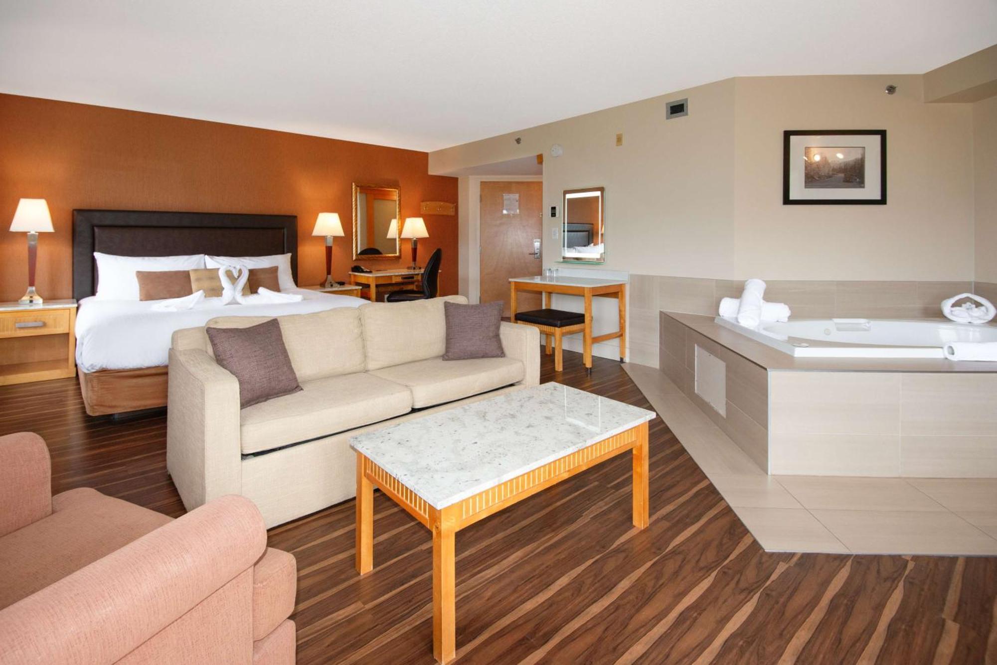 Coast Executive King Suite Jetted Tub,1607668161:JPEG