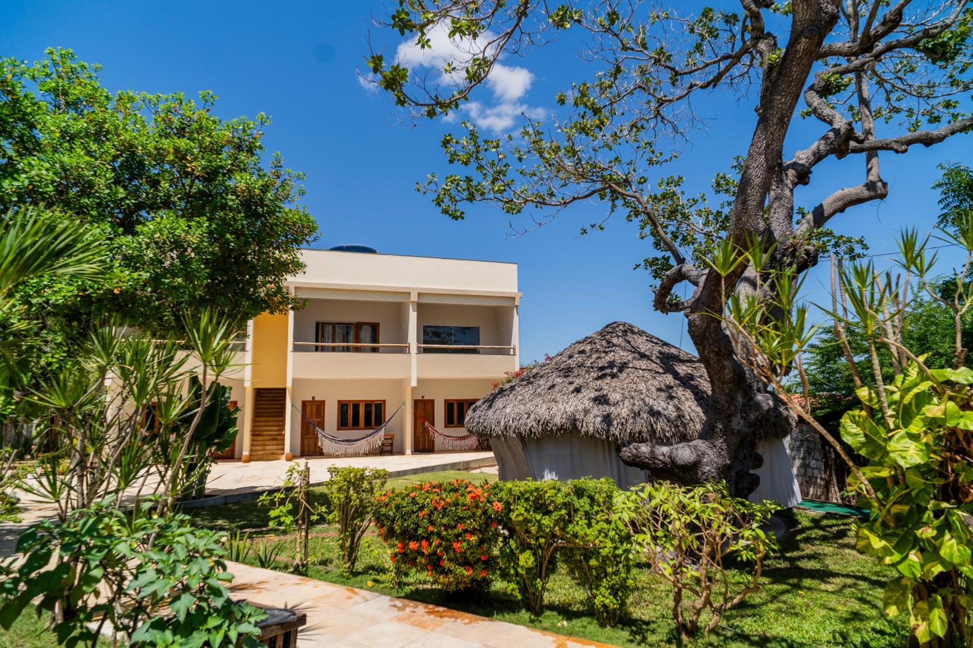 Apartamento Superior com Varanda