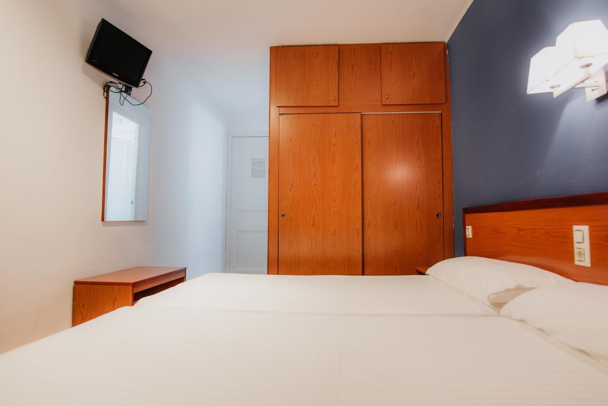 Tweepersoonskamer met 2 Aparte Bedden