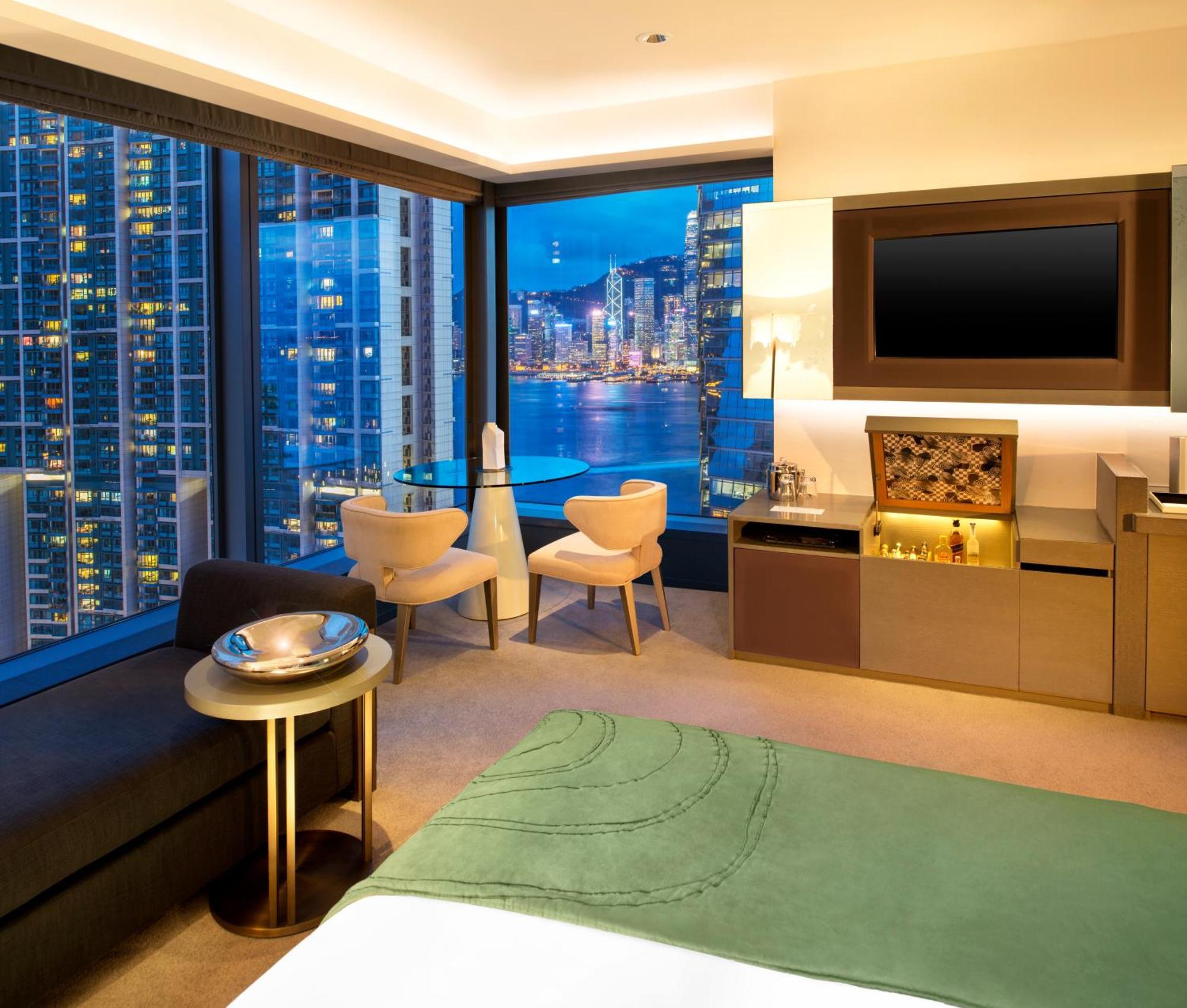 Cool Hoekkamer met Kingsize Bed en Gedeeltelijk Uitzicht op de Haven