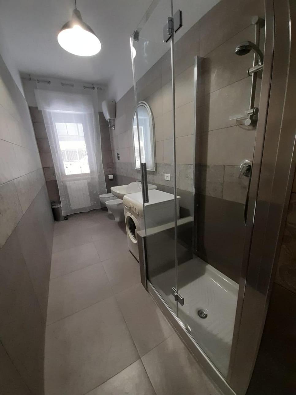 Appartamento con 2 Camere da Letto
