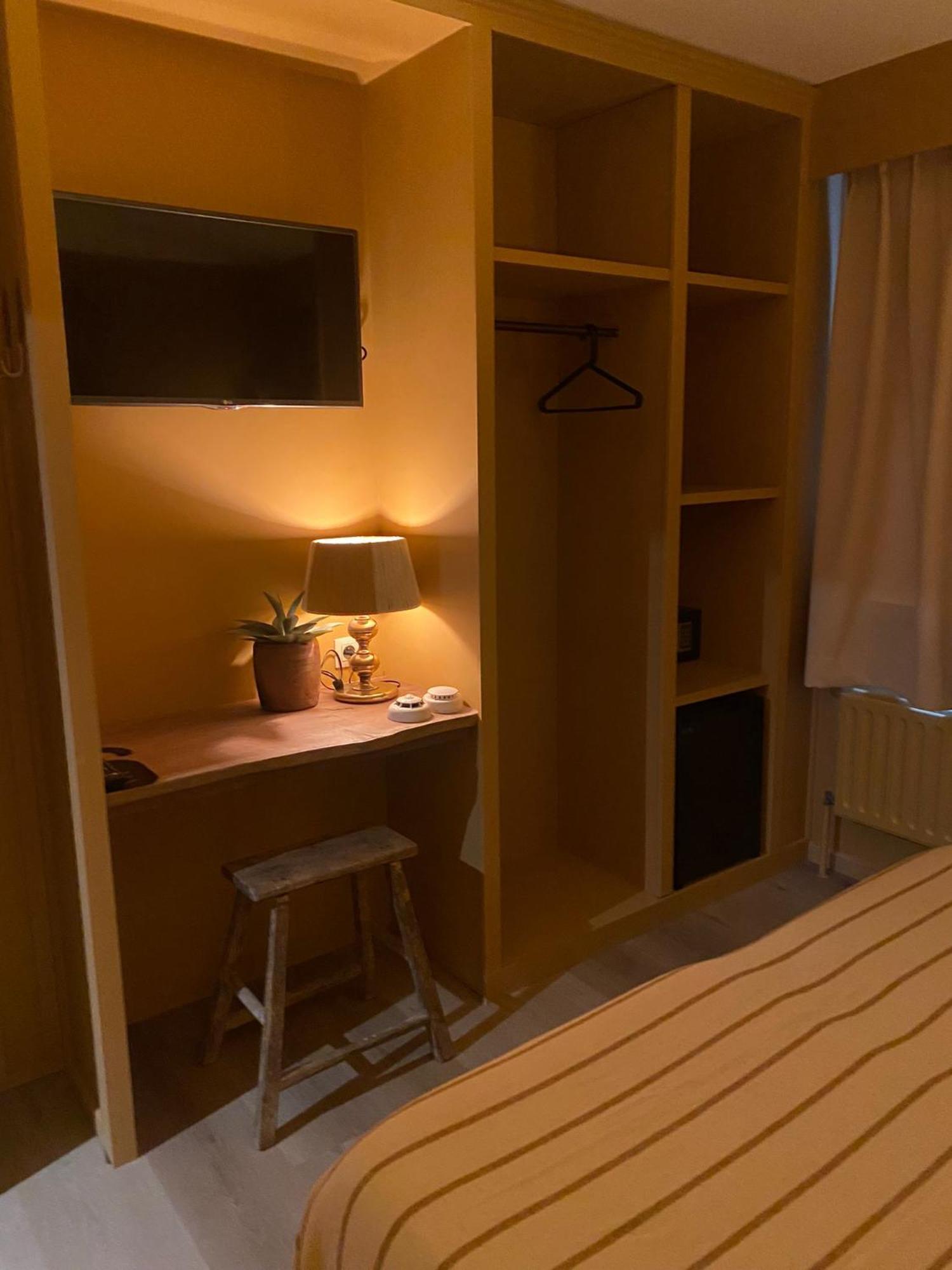 Cosy Room (NEW)